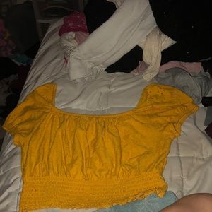 Yellow hollister cropped top